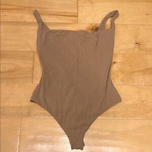 SKIMS Fits Everybody Square Neck Bodysuit